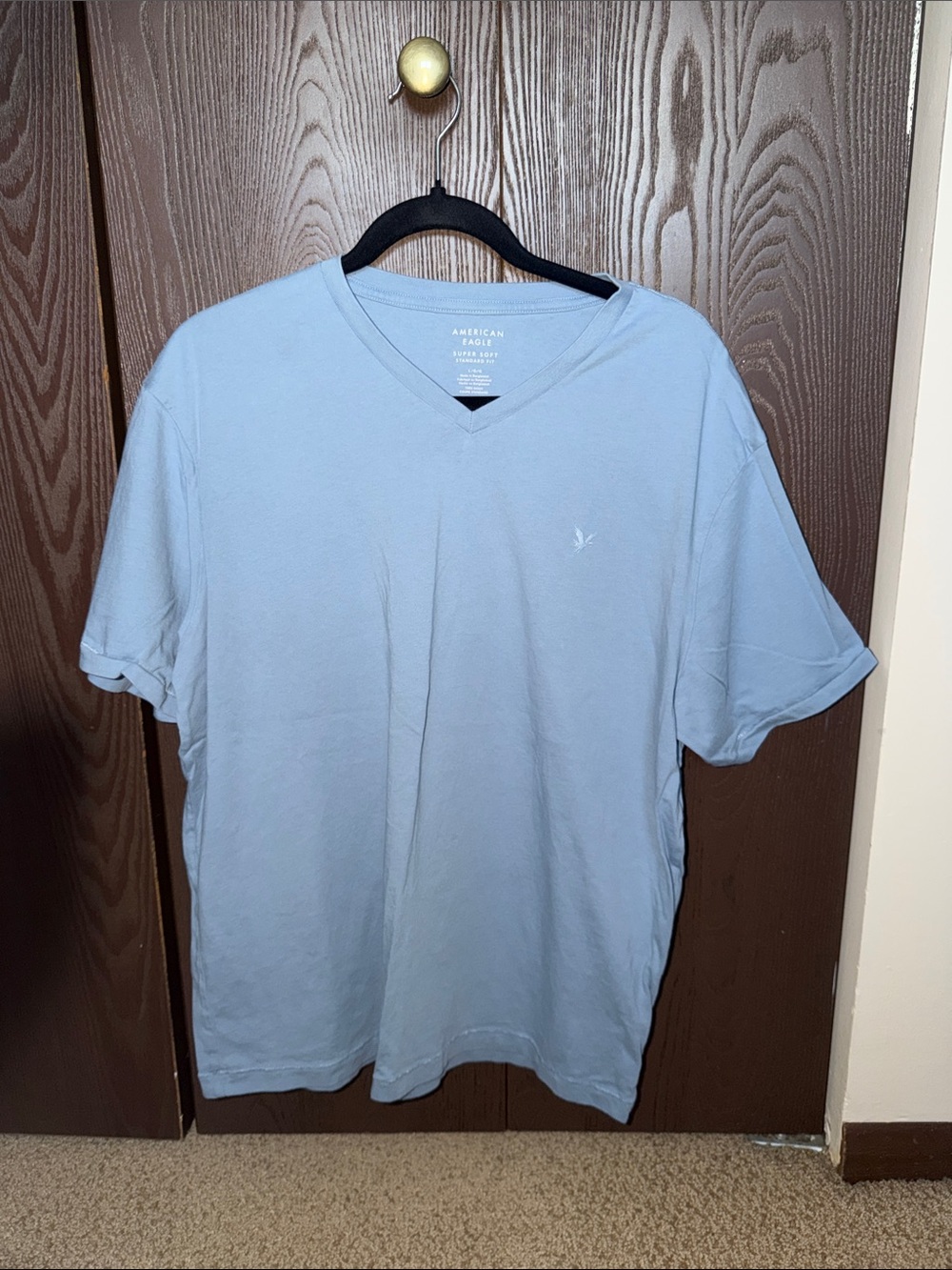 American Eagle Outfitters Light Blue V-Neck Tee
